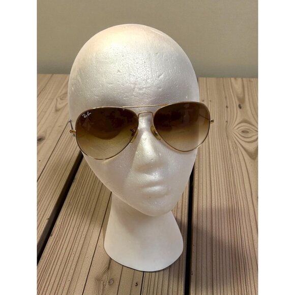 Ray-Ban Aviator Gold Metal Frame Brown Gradient Lens Unisex Sunglasses RB3025 - Picture 1 of 11